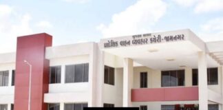 જામનગર: અનેક વાહનોની માલિકી નામ ટ્રાન્સફરની કામગીરી લાંબા સમયથી ધીમી, કેમ? શું કહે છે RTO?